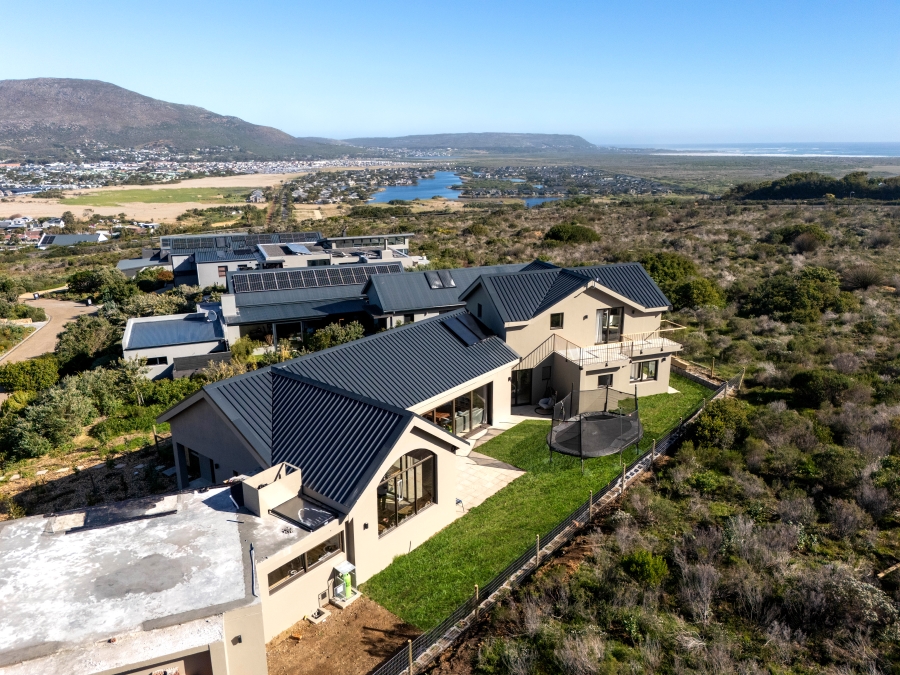 5 Bedroom Property for Sale in Chapman